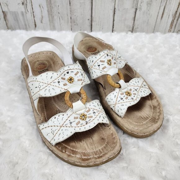 Earth Spirit Leather Beaded White Slingback Sandals Size 8 - Picture 1 of 9